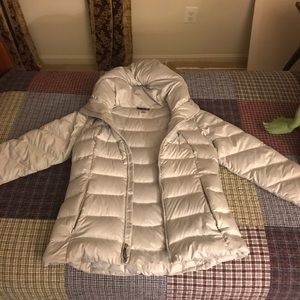 Patagonia Womans Puffer Coat